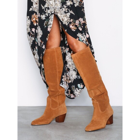 MICHAEL KORS Avery Camel Brown Beige Suede Leather Boots Size 5 / 35 SHELF WEAR - Picture 1 of 12